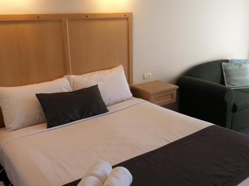Big Valley Lakeside Paradise Motor Inn Shepparton Kültér fotó